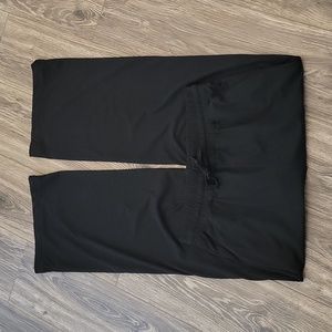 Sarin Matthew's black elastic waist athletic pants